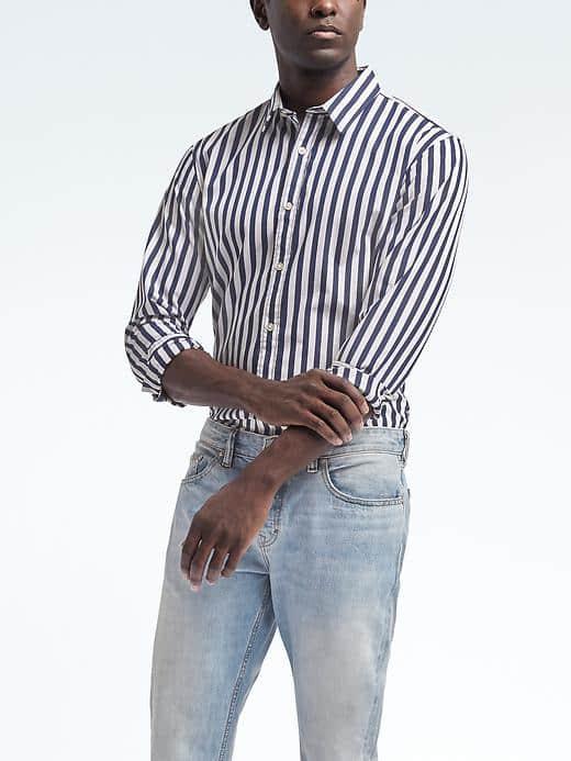 Banana Republic Mens Grant Fit Custom Wash Stripe Shirt - Navy