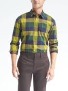 Banana Republic Mens Grant Fit Custom Wash Bold Buffalo Check Shirt - Navy