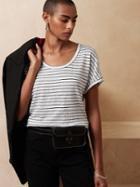 Linen Scoop-neck T-shirt