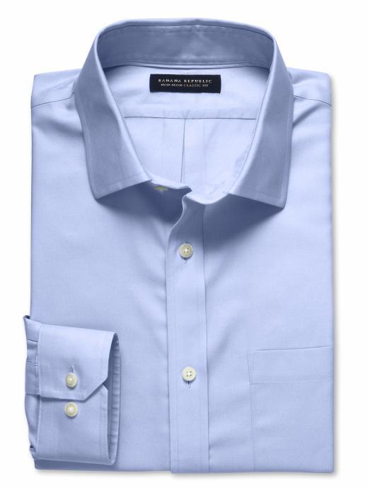 Banana Republic Men's Sky Blue Classic Fit Non-iron Shirt
