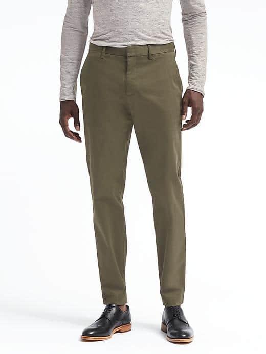 Banana Republic Mens Mason Tapered Rapid Movement Chino - Olive