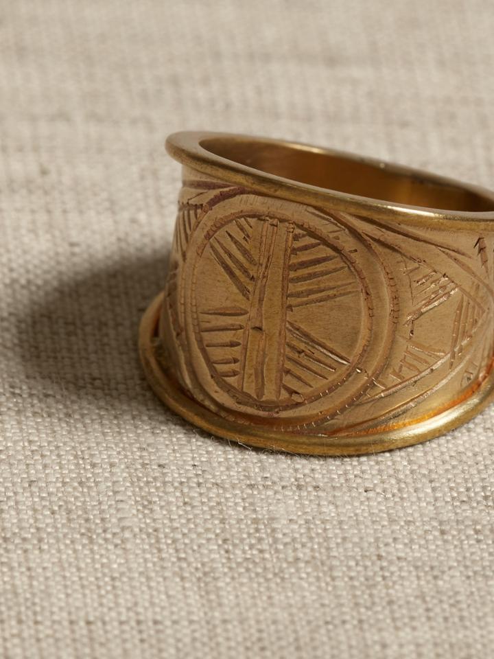 Asha Etched Ring | Aureus + Argent