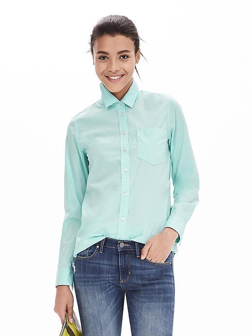 Banana Republic Classic Fit One Pocket Shirt Size L Petite - Soft Turquoise