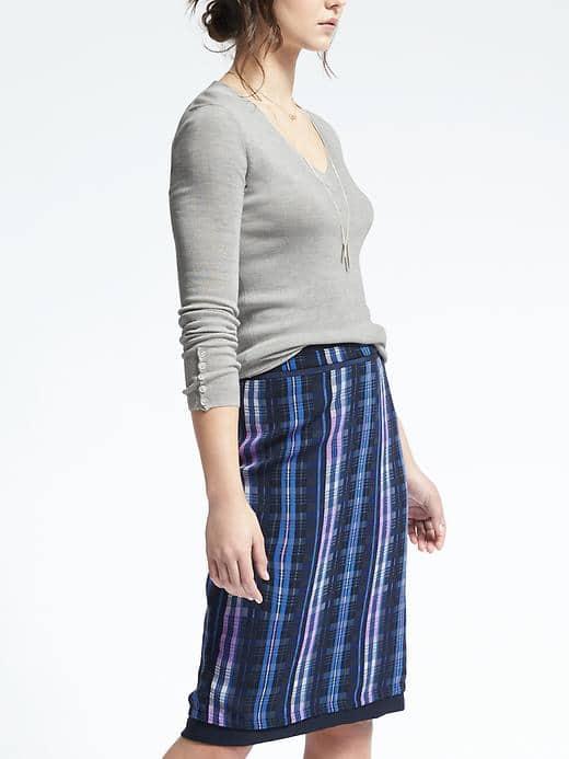 Banana Republic Womens Extra Fine Merino Wool Vee Pullover - Gray