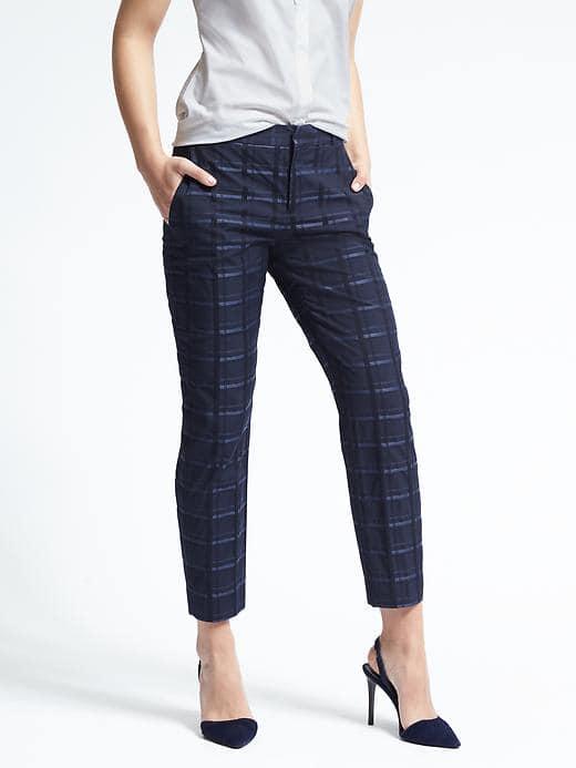Banana Republic Womens Avery Fit Madras Crop - Navy Combo