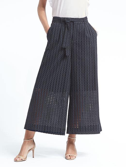 Banana Republic Womens Cotton Eyelet Culotte Pant - Navy