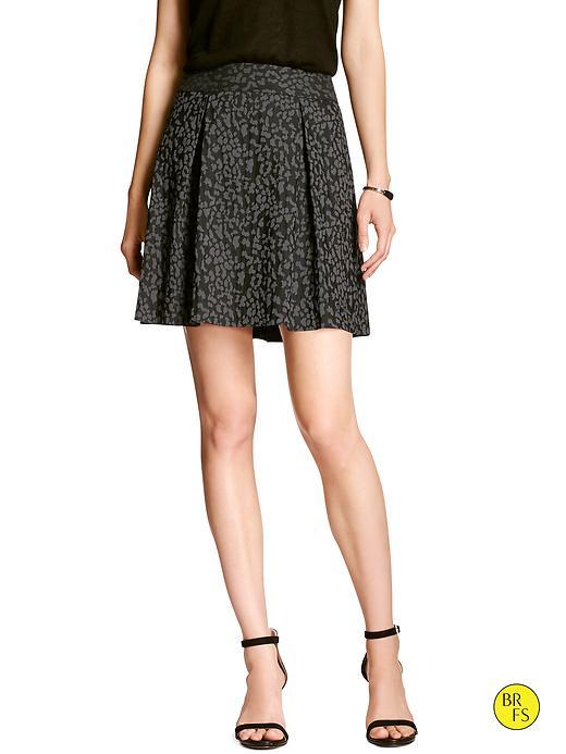 Banana Republic Womens Factory Jacquard Flare Skirt Size 0 Petite - Black And Gray Print