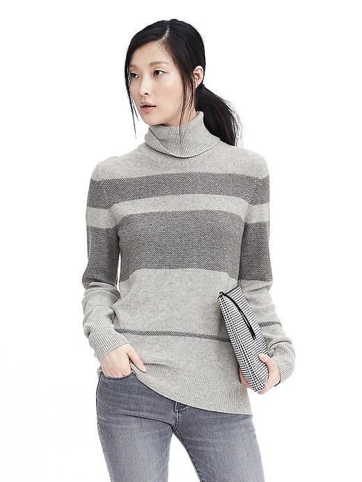 Banana Republic Womens Italian Cashmere Blend Striped Turtleneck Sweater - Light Gray
