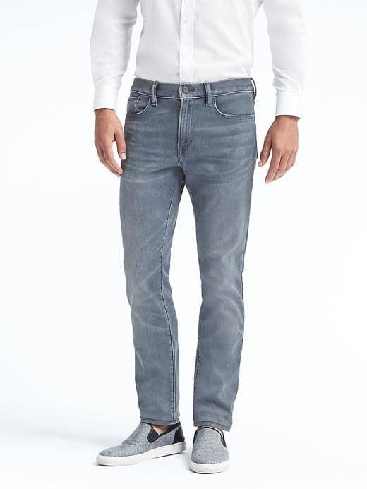 Banana Republic Mens Slim Light Indigo Wash Traveler Jean - Light Blue