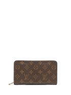 Banana Republic Mens Luxe Finds   Louis Vuitton Monogram Porte Monnaie Zippy Wallet Cinnabar Red Size One Size