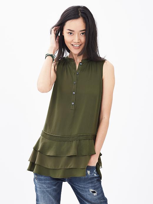 Banana Republic Womens Tiered Ruffle Sleeveless Blouse Size L - Exploration Green