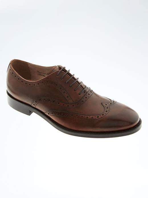 Banana Republic Mens Luke Italian Leather Wingtip Oxford - Chestnut