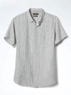 Banana Republic Mens Camden Fit Linen Short Sleeve Shirt - Comet Blue