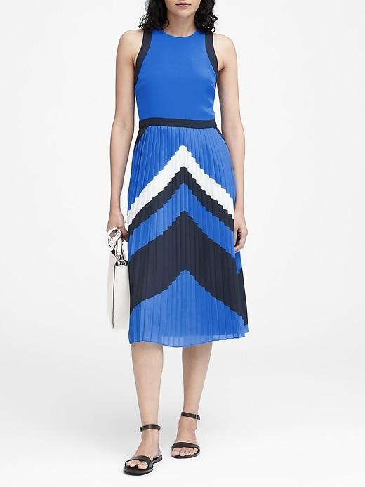 Banana Republic Chevron Pleated Midi Dress