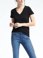 Banana Republic Womens Essential Stretch To Fit Vee Tee - Black