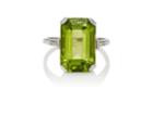 Stephanie Windsor Antiques Women's Peridot Cocktail Ring