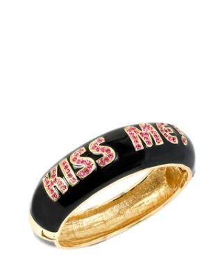Steve Madden Prisoner Of Love Kiss Me Bangle Black