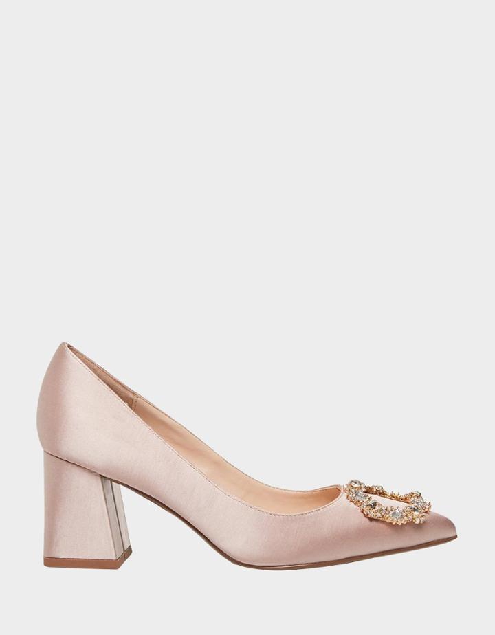 Betseyjohnson Sb-lilly Nude