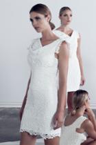 Black Halo Heirloom Lace Jackie O Dress Mini Dress In Natural White, Size 10