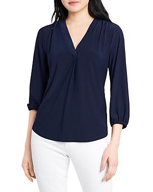 Vince Camuto Solid V-neck Top
