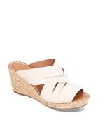 Gentle Souls By Kenneth Cole Women's Charli Woven Strap Wedge Sandals
