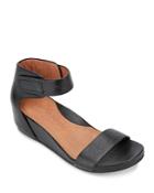 Gentle Souls By Kenneth Cole Women's Gianna 2 Wedge Sandals