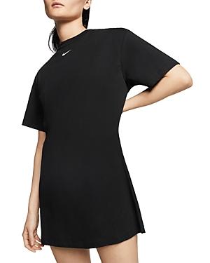 Nike Essential Dress