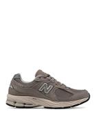 New Balance Men's 2002r Lace Up Running Sneakers