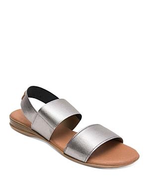 Andre Assous Women's Nigella Featherweights Flat Sandals