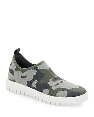 Blondo Women's Farrah Slip On Sneakers
