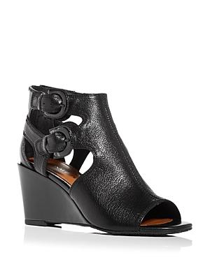 Donald Pliner Women's Priscilla Wedge Heel Sandals