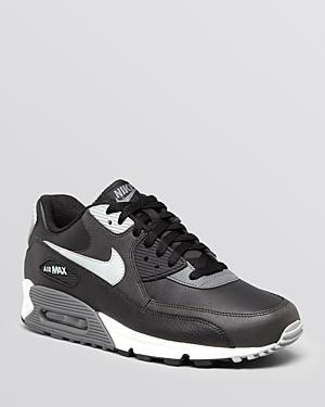 Nike Air Max 90 Essential Sneakers