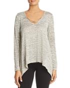 Status By Chenault Chain V-neck Top