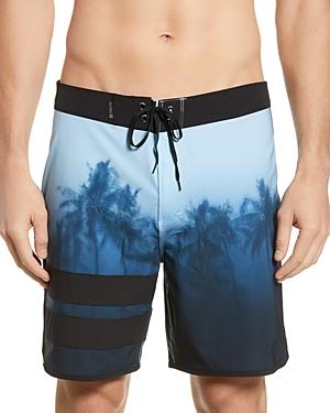 Hurley - Shop top items from Hurley loved by trendsetters and celebrities  on LookMazing