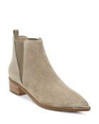 Marc Fisher Ltd. Yale Pointed Toe Chelsea Booties