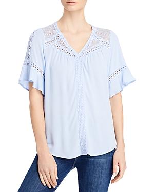 Single Thread Lace Trim V Neck Top