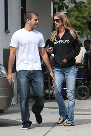 Blue&cream Private Label 'the Lamptons' Hoody In Black
