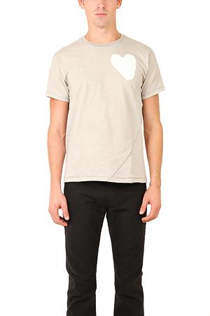 18 Waits Painted Heart Graphic Tee
