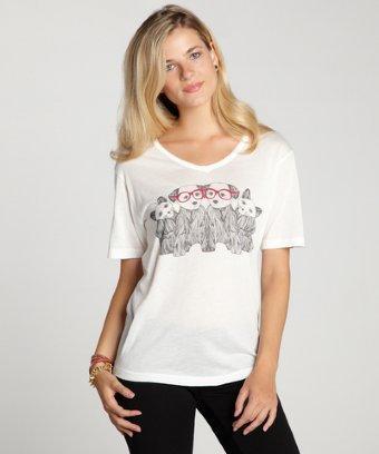 Blondes Make Better T-shirts White 'cats & Dogs' Graphic V-neck Short Sleeve Tee