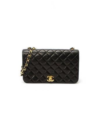 Chanel Pre-owned: Black Lambskin Matelasse Chain Shoulder Bag