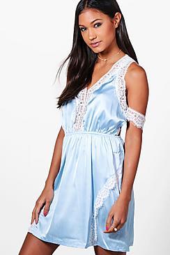 Boohoo Boutique Bec Satin & Lace Cold Shoulder Dress