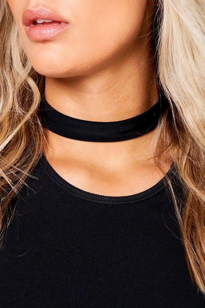 Boohoo Plus Cally Slinky Choker Black