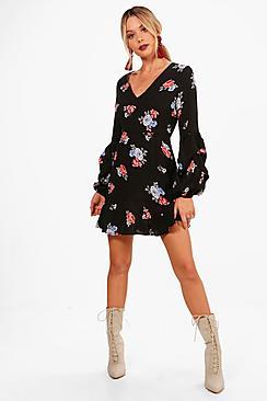 Boohoo Anika Gathered Sleeve Floral Ruffle Hem Dress