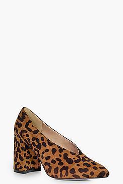 Boohoo Sophie V Cut Midi Heel