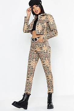 Boohoo Chain Print Mom Jeans