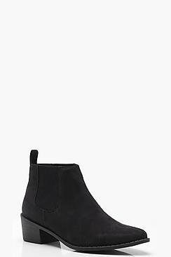 Boohoo Natasha Wide Fit Pointed Toe Chelsea Boots