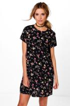 Boohoo Cadence Floral Short Sleeved Shift Dress Black