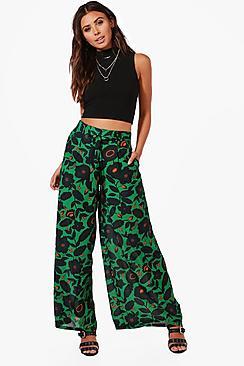 Boohoo Petite Jessica Floral Wide Leg Trouser