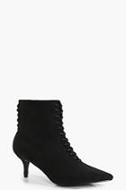 Boohoo Flo Low Heel Lace Up Front & Back Pointed Boots