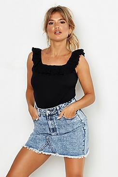 Boohoo Broderie Trim Rib Vest